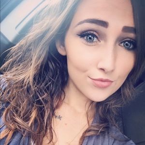 Meet your Posher, Brandy